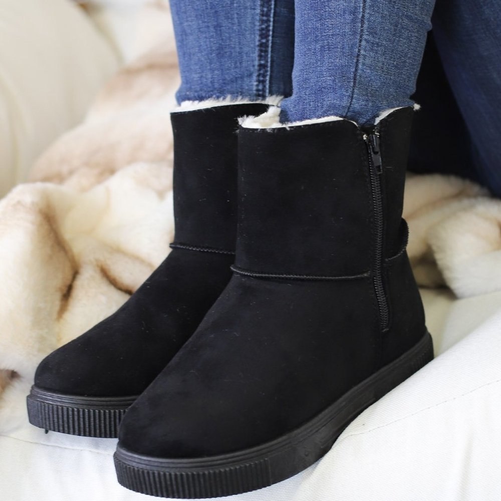 Women's Fur Lined Shearling Warm Winter Boots